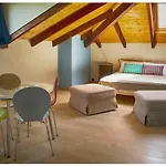 Casa Danoi فندق مبيت وإفطار 3*